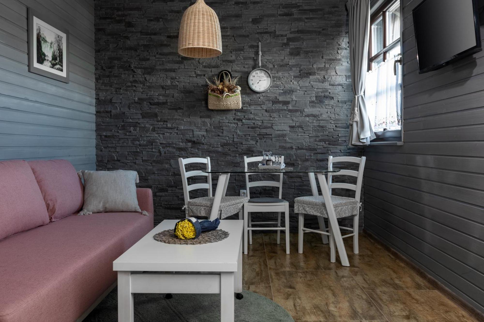 Apartmani Ivanka Rakovica Esterno foto